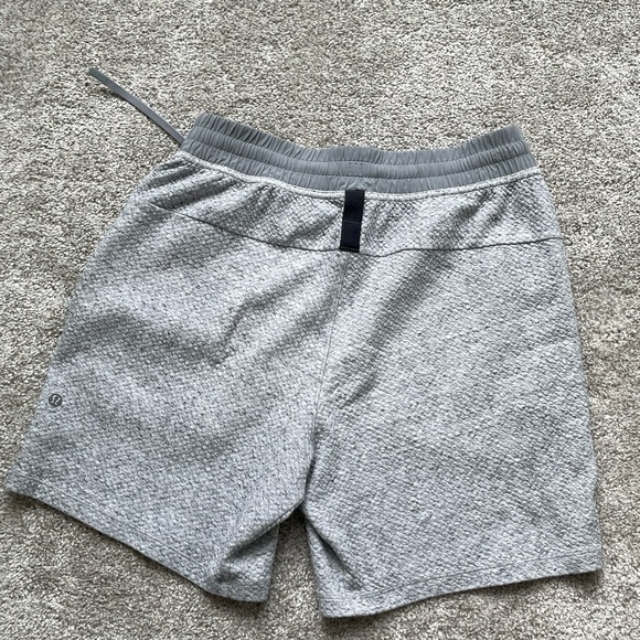 Lululemon At Ease Shorts - Picture 3 of 3